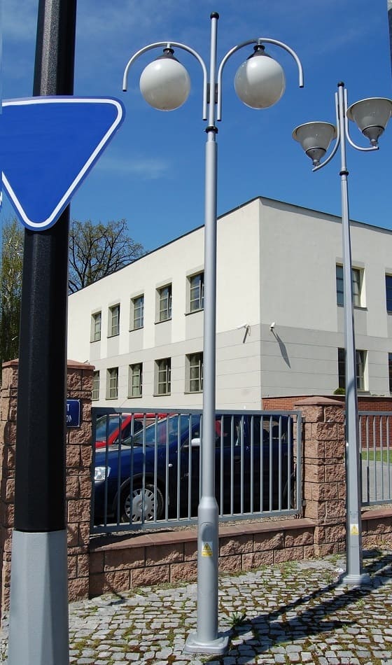 mât d’éclairage tubulaire