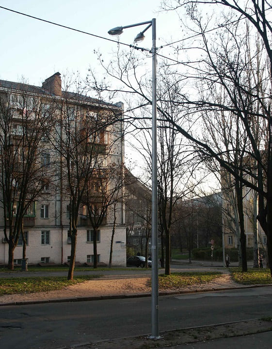 mâts d’éclairage