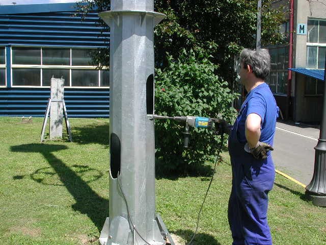 mât d’éclairage grande hauteur