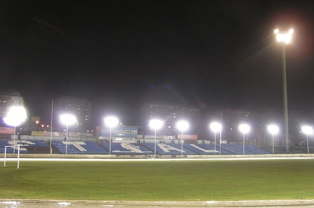 mât d’éclairage grande hauteur